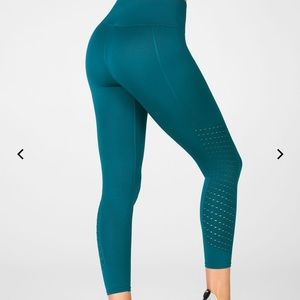 Fabletics blue perforated leggings size:small BNWT
